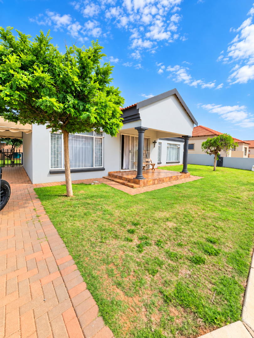 3 Bedroom Property for Sale in Songloed North West